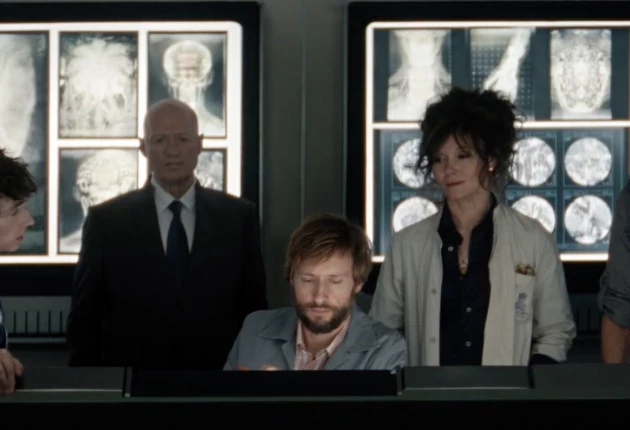 Промо-кадр из 2 серии 1 сезона сериала Чужой: Земля 2025 г