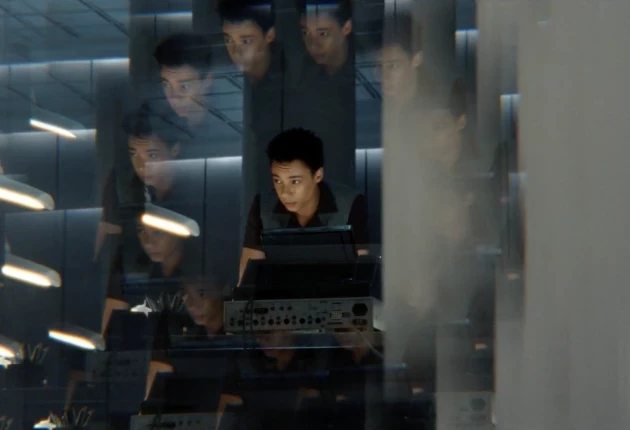 Промо-кадр из 4 серии 1 сезона сериала Чужой: Земля 2025 г